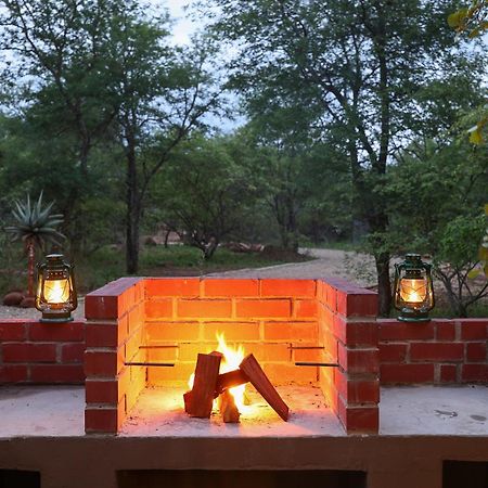Grace Of Africa, Couples 5 Star Nature Lodge Marloth Park Exterior photo