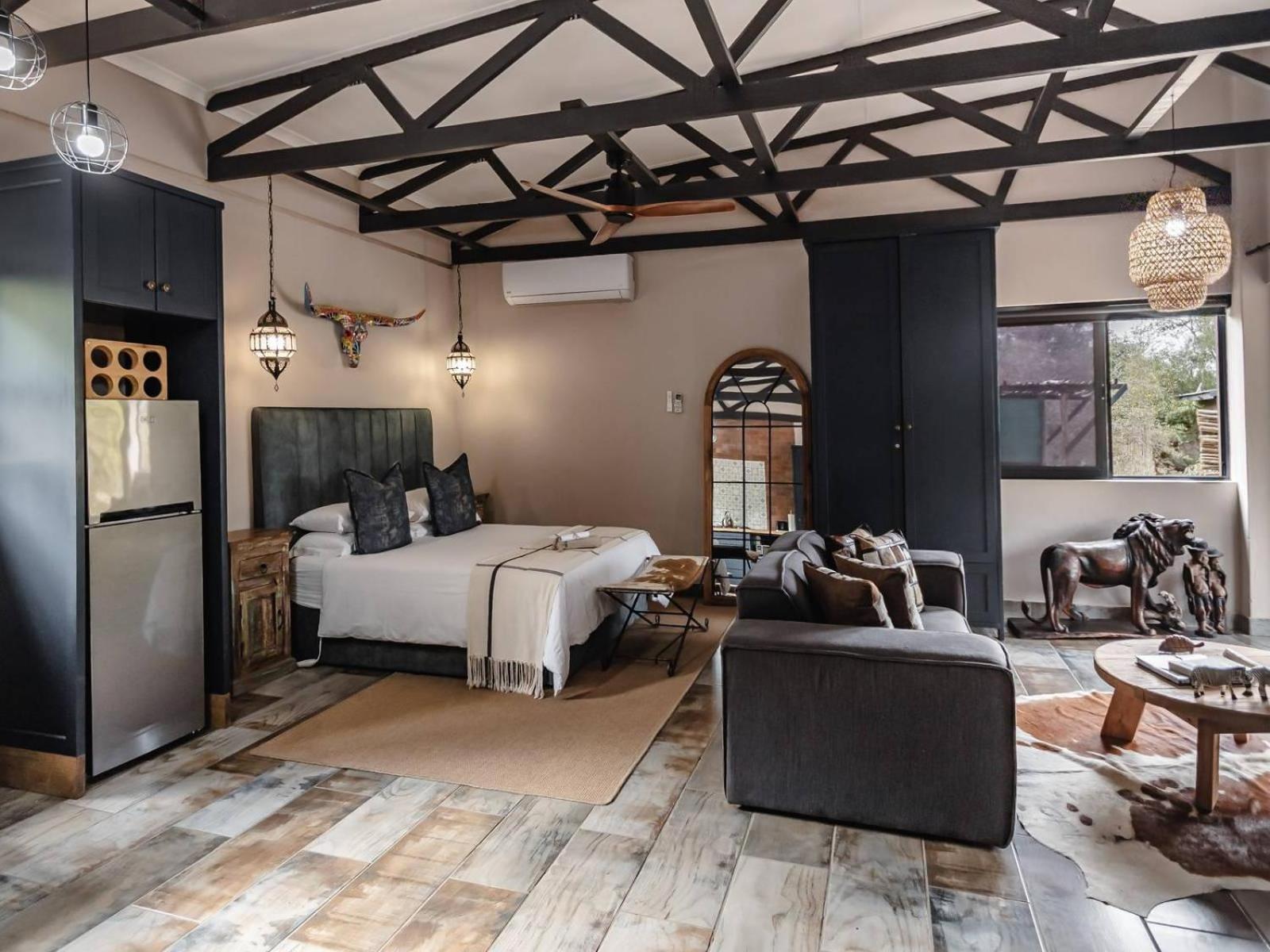 Grace Of Africa, Couples 5 Star Nature Lodge Marloth Park Room photo