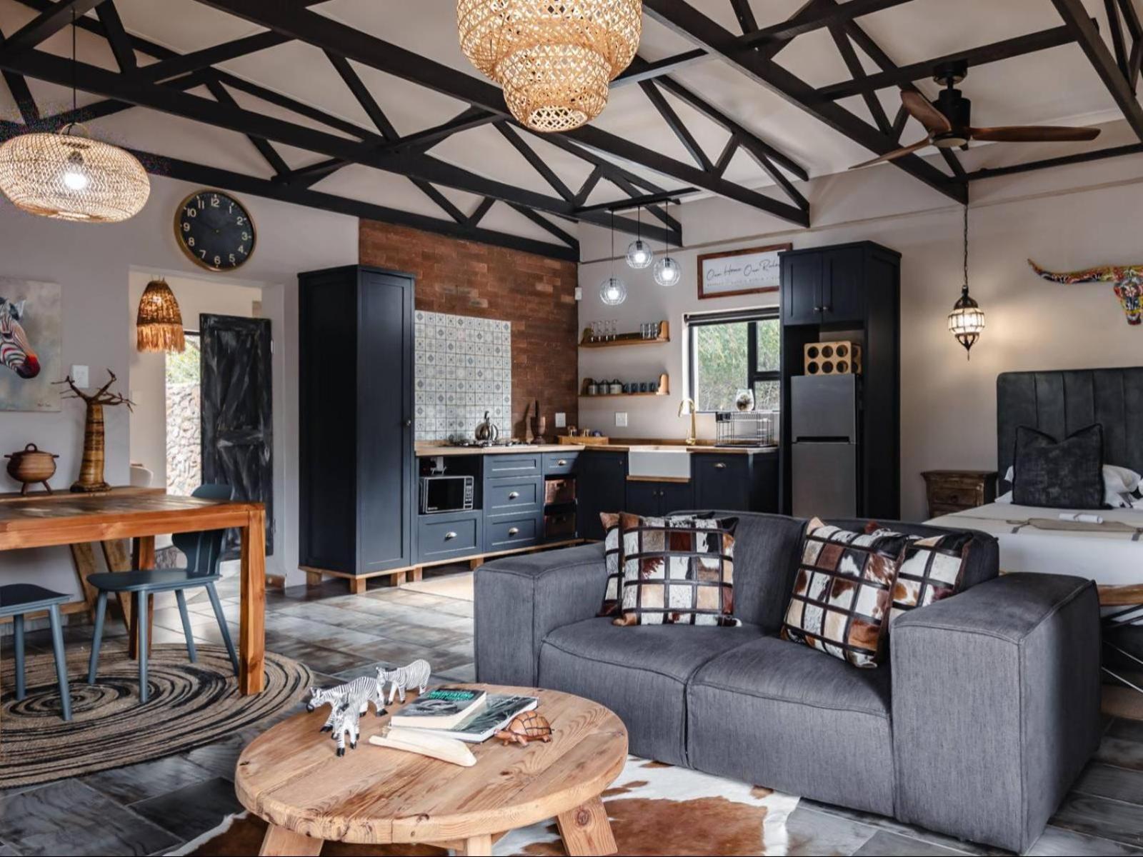 Grace Of Africa, Couples 5 Star Nature Lodge Marloth Park Room photo
